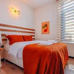 Bossy 2 Otel