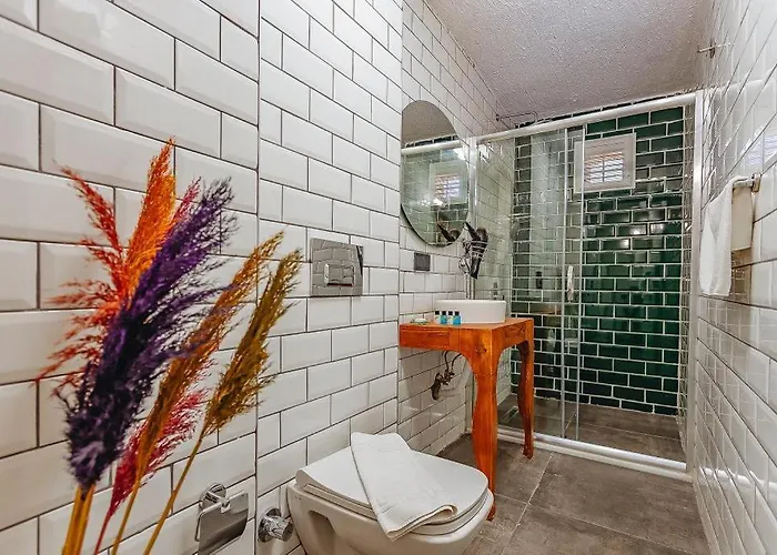 Bossy 2 Отель *