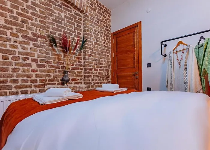 Bossy 2 Стамбул