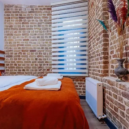 Hotel Bossy 2