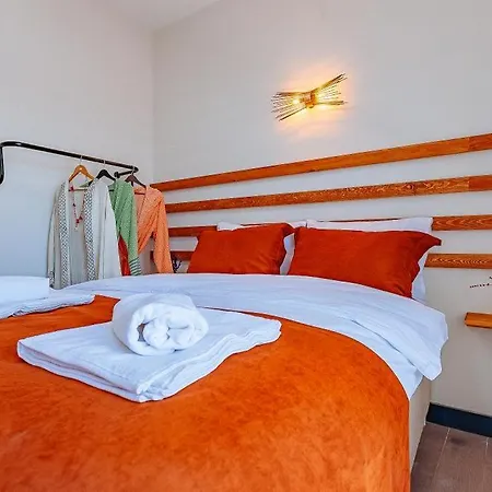 Hotel Bossy 2