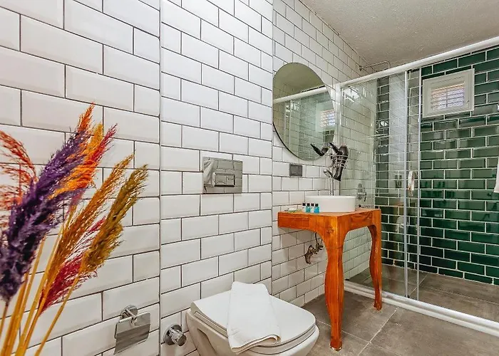 Bossy 2 イスタンブール